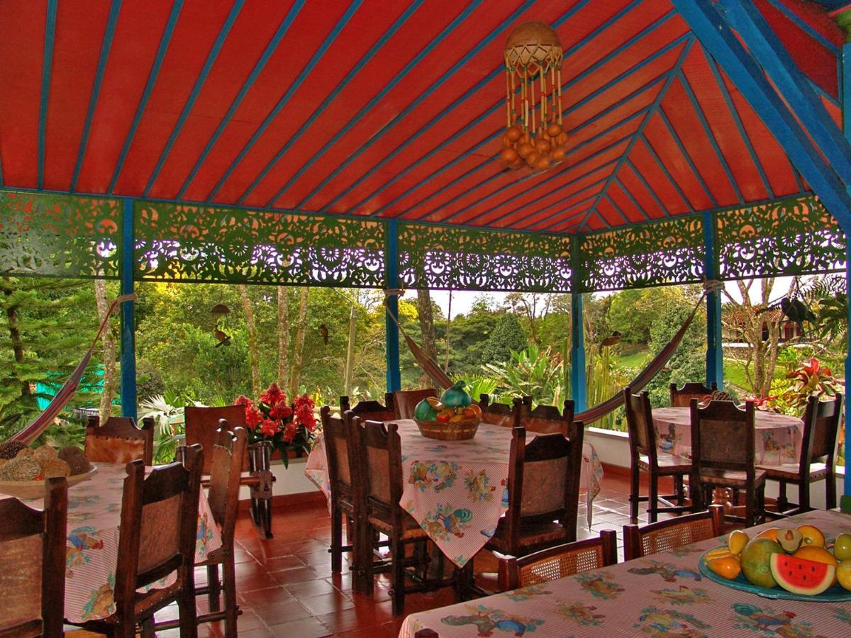 Finca La Colina Bed and Breakfast Calarcá Eksteriør billede