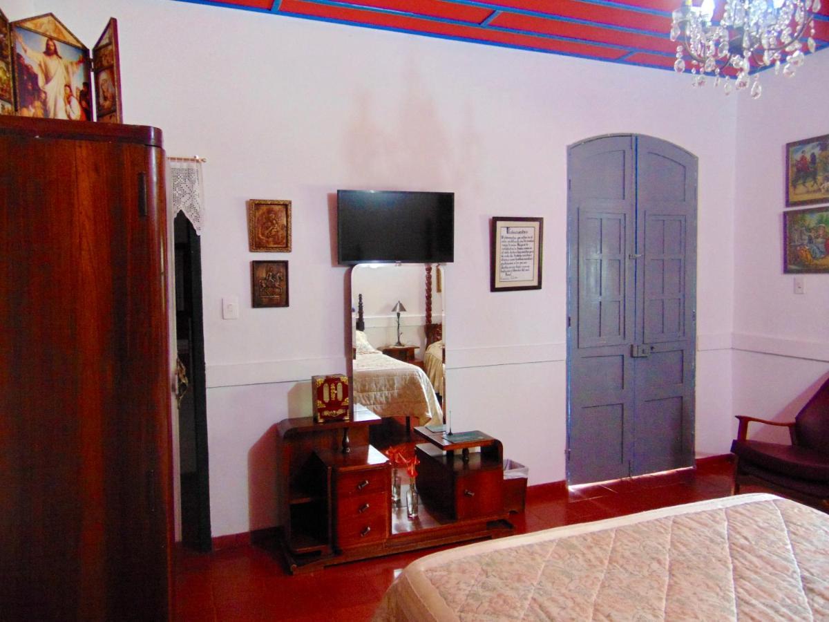 Finca La Colina Bed and Breakfast Calarcá Eksteriør billede